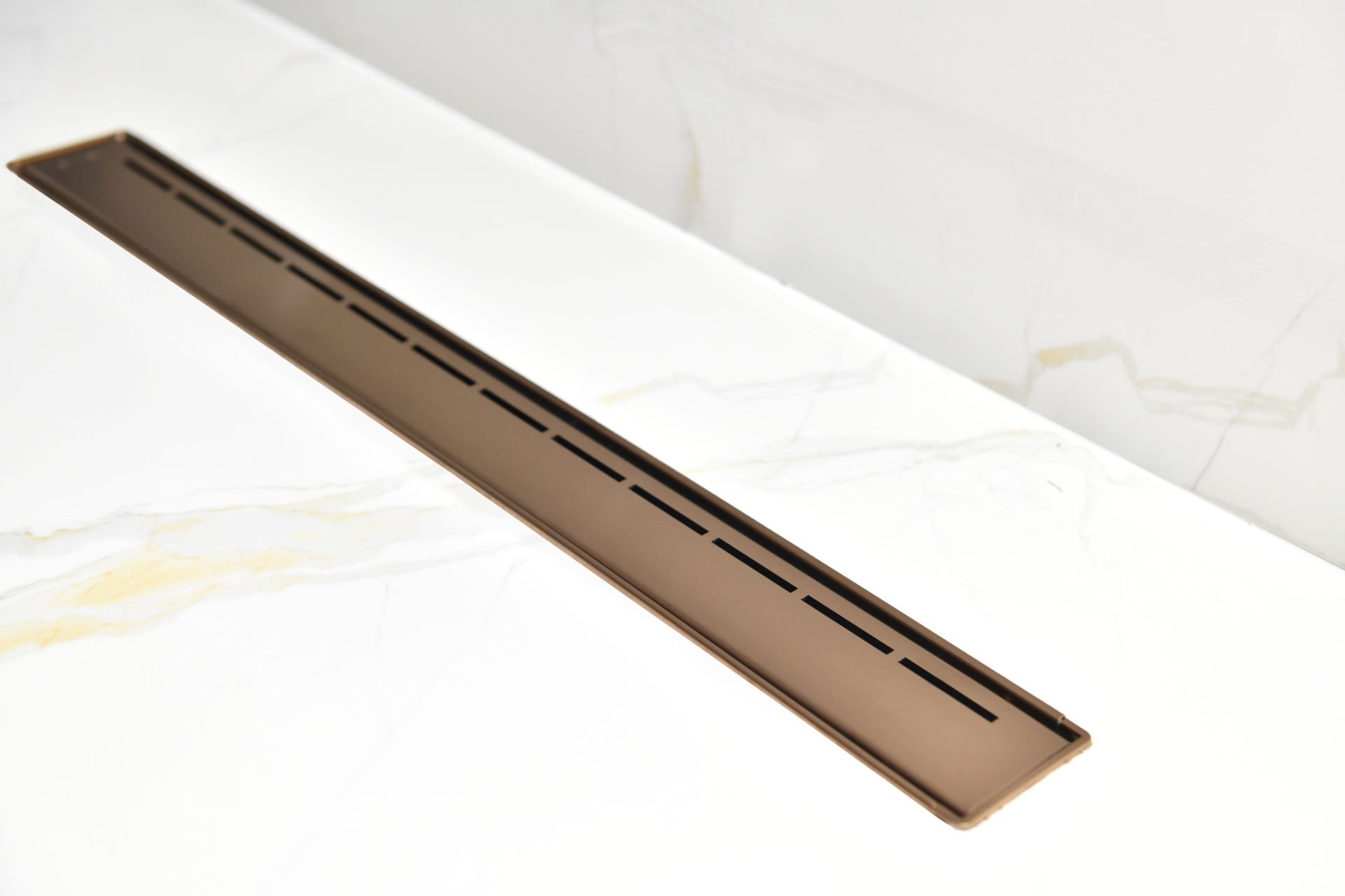 Klasik Seri 33 cm Line Bronze Duş Kanalı