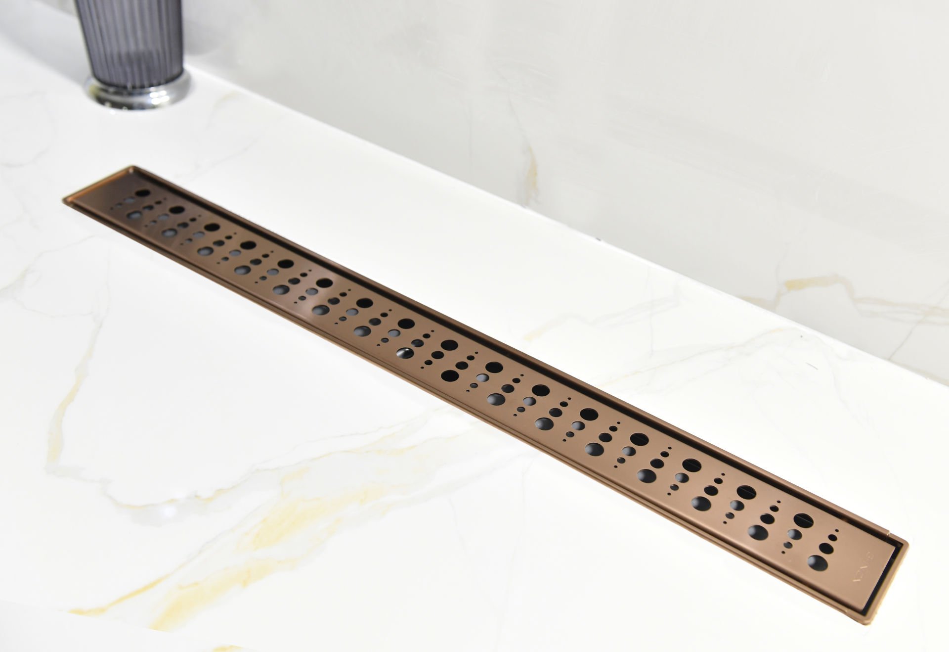 Klasik Seri 40 cm Drop Bronze Duş Kanalı